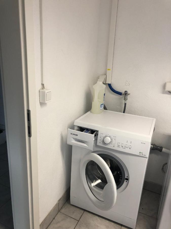 Moderne Helle 2,5 Zimmer Wohnung Mit Grossem Bad Und Kueche In Trossingen Exteriör bild