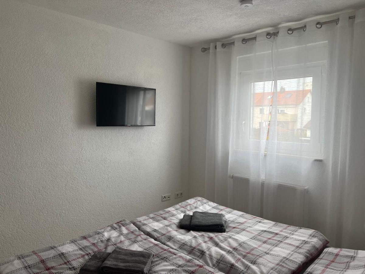 Moderne Helle 2,5 Zimmer Wohnung Mit Grossem Bad Und Kueche In Trossingen Exteriör bild