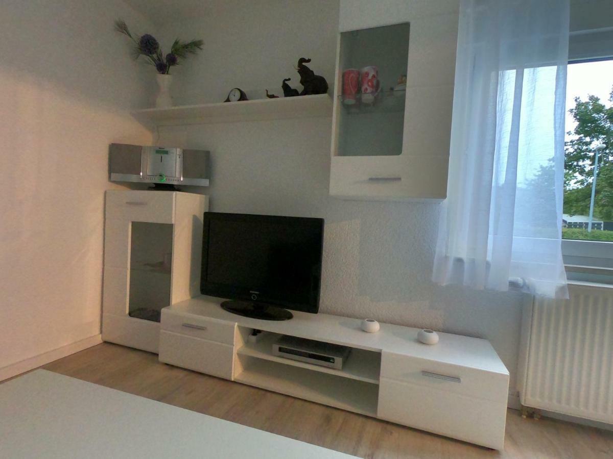 Moderne Helle 2,5 Zimmer Wohnung Mit Grossem Bad Und Kueche In Trossingen Exteriör bild